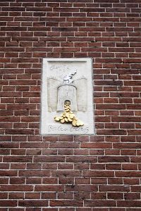 amsterdam-detail-sculpture-mur